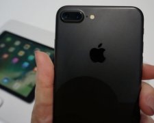 Где и почем легально купить iPhone 7