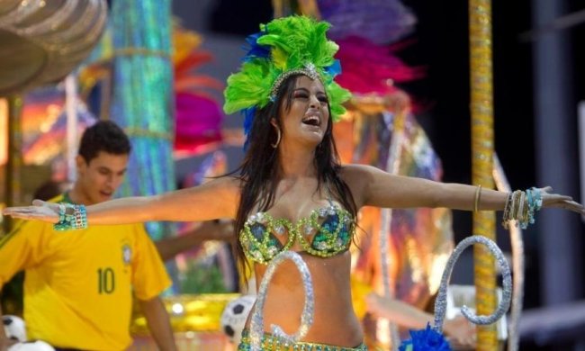 Парагвайская супермодель готова раздеться в поддержку мексиканского клуба 