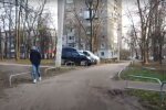двір, скріншот з відео