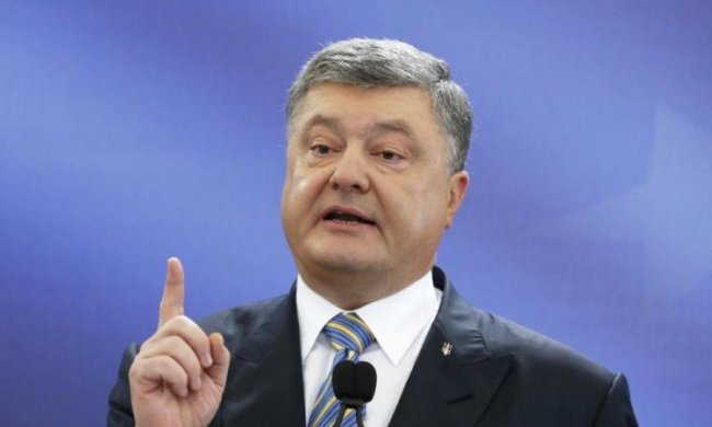 Лещенко обвинил Порошенко в авторитаризме