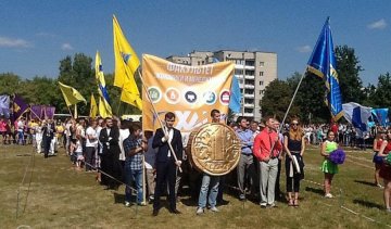 Першокурсники ХАІ пройшли церемонію посвяти у студенти (фото)