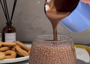 Горячий шоколад, кадр из видео