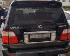 Нападение на депутата! Облили кислотой самое дорогое