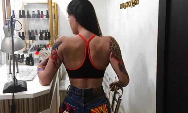 Від анорексички у фітнес-тренери: неймовірне перетворення вразило світ