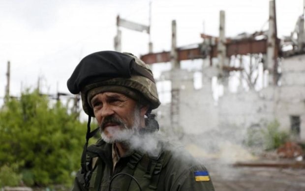 Куля в лоб: украинский снайпер поймал главаря боевиков
