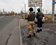Поліцейські у Маріуполі врятували дівчину-самовбивцю