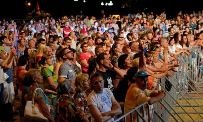 Одиозную запроданку позвали выступить в Донецке