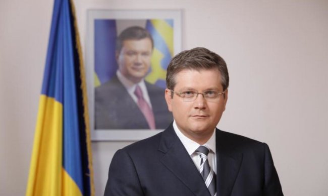 Недобиток Януковича розлютив українців нахабним візитом в школу