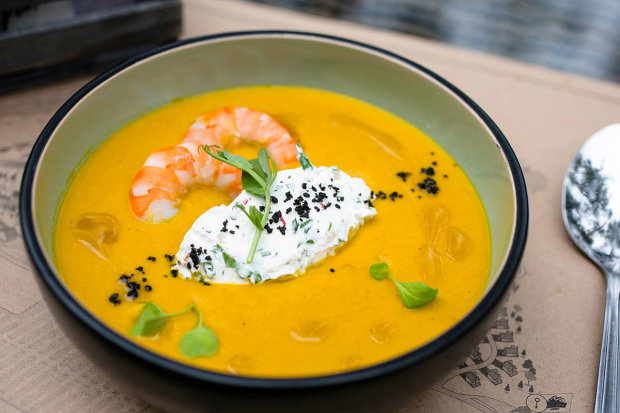 Гарбузовий крем-суп з креветками: рецепт для справжніх гурманів