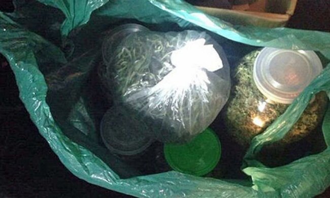 Міліціонери викрадали золоту молодь і вимагали викуп (фото, відео)