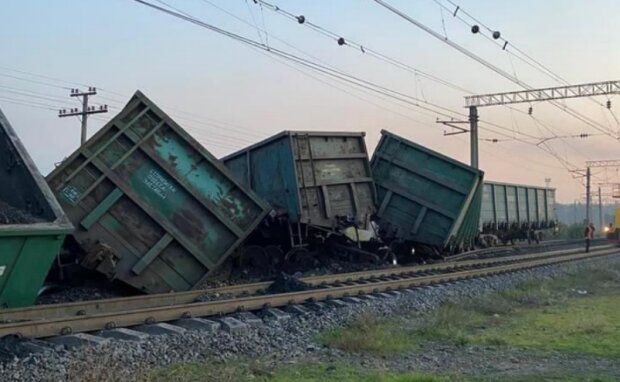 Поїзд, фото: Головне управління поліції в Дніпропетровській області