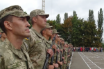 Мобилизованные мужчины в военной форме