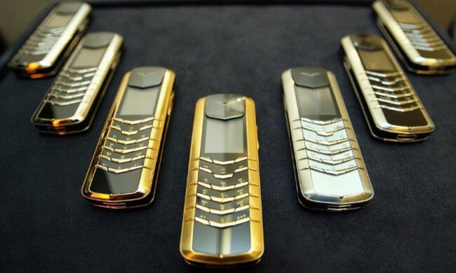 Виробник смартфонів Vertu став китайською власністю