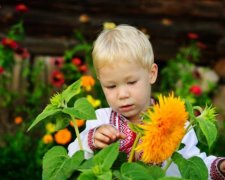 День захисту дітей: воїни привітали маленьких українців з передової
