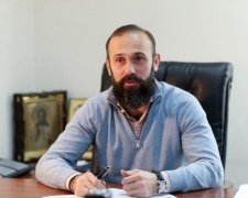 Артур Емельянов оказался гипнотизером: влиял на сознание коллег
