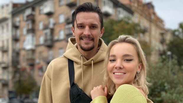 Тарас Цимбалюк с женой, фото с Instagram