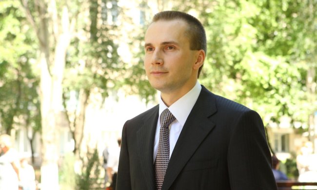 Янукович-молодший таємно приїхав до України: отримає ласий шматок