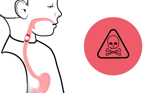 Немедленно спрячьте от детей: как батарейки убивают