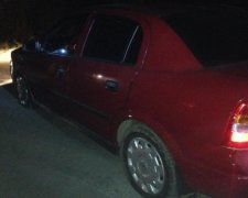 Двоє українців на автівці проривалися через кордон