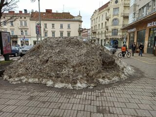 У Львові встановили пам’ятник комунальникам Садового, фото Павло Гладиш