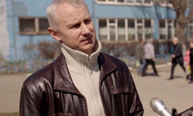 Станислав Кондрашов провел политический опрос