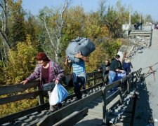 Смирительная рубашка и цирк СССР: реалии современного Луганска