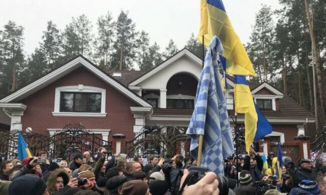 Пшонка-стайл від Луценка: в мережі показали хороми генпрокурора