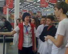 Скандал з продукцією "Ашан": гіпермаркет "геніально" відмазався