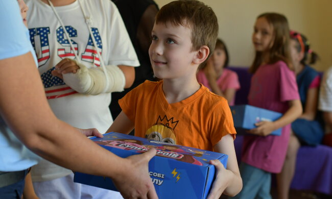 Подарунки дітям