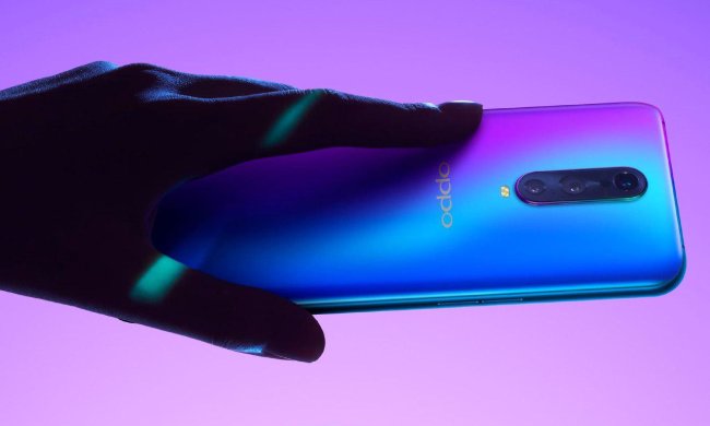 Oppo R19: в сеть слили фото первого в мире 5G-смартфона