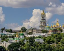 Московські попи з речами виїдуть з Лаври: стало відомо, коли