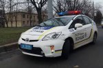 На Харківщині дівчину наздогнав легковик: страшний удар відправив у кому, медики рятують молоде життя