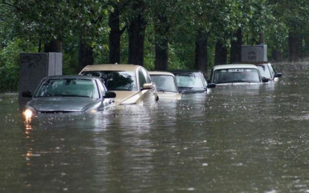 Великий потоп: какие регионы Украины накроют паводки
