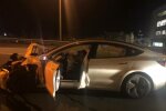 Tesla Model 3, facebook