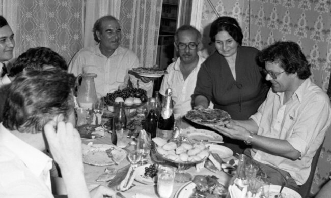 Економні страви з 90-х: суп "Галіна бланка", пиріг до чаю, студентські ласощі з сирків і багато іншого