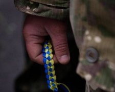 Змусили рити собі могилу: нелюди жорстоко познущались над ветераном АТО