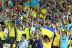 Фанати збірної України заспівали гімн після грандіозної перемоги над іспанцями: відео