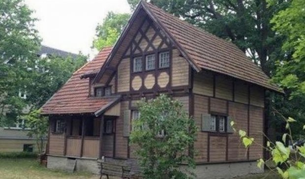 В Берлине отдают бесплатно 100-летний дом