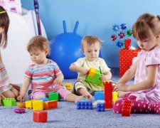 Ігри вдома: чим зайняти малюка в погану погоду