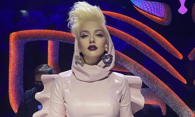 Оля Полякова, фото с Instagram