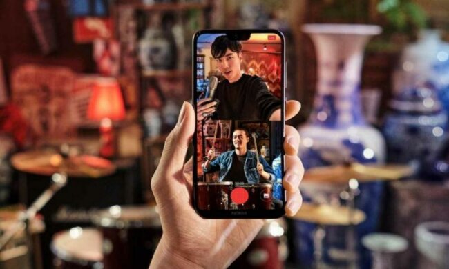 Nokia офіційно клонувала iPhone Х