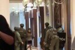 Стрілянина у готелі, кадр з відео