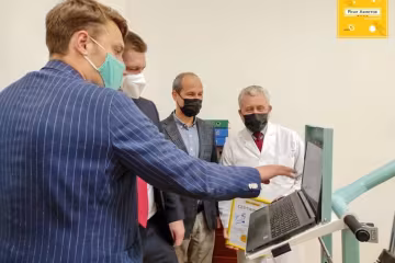 Фонд Ріната Ахметова передав сучасне обладнання
