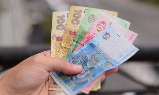 Українські гроші, Апостроф