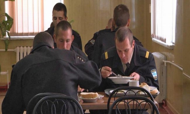 Моряков кормят по-новому: как внедряют реформу в Одессе (фото) 