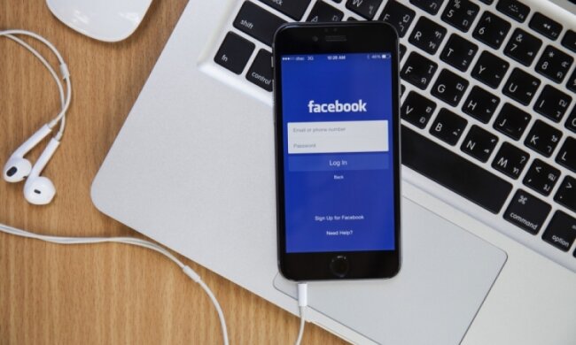 Facebook зізнався у своїх гріхах
