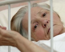 Лечение в больницах и поликлиниках Украины станет платным