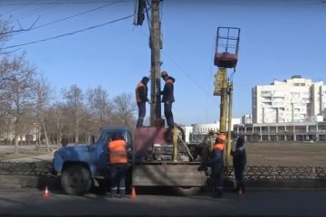 Кернес витратить 2,6 мільйона на лампочки