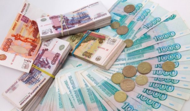 Російський рубль знову обвалився