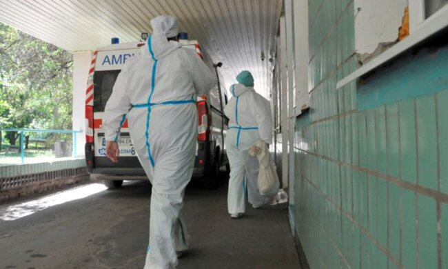 Жахи харківської лікарні показали зсередини, страшно дивитися: крижана вода і цвіль на матрацах
